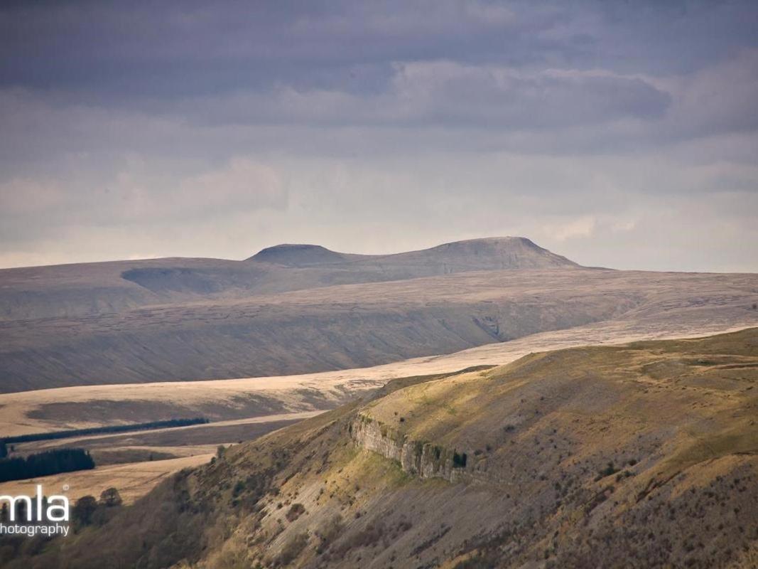 Вилла Hiraeth At The Brecon Beacons Мертир-Тидвилл Экстерьер фото